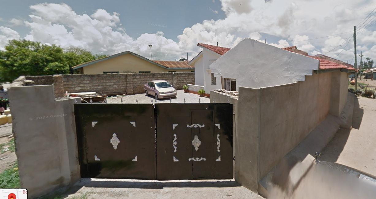 MAGONGO DEVELOPED PLOT FOR SALE WITH 1 MAIN HOUSE & 2 UNITS SERVANT QUATERS